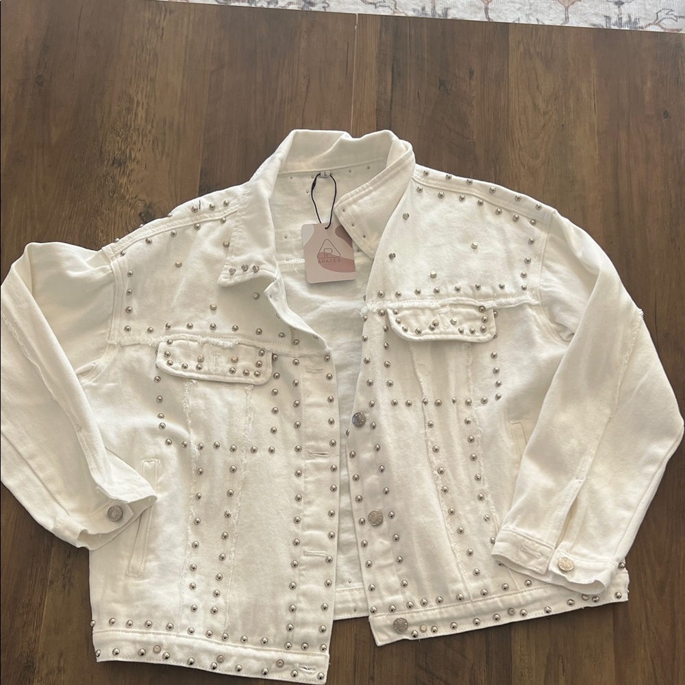 Elegant Studded White Denim Jacket